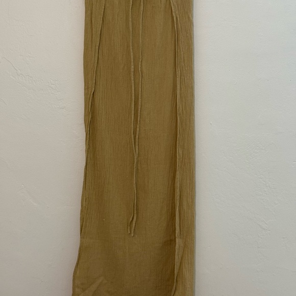 Elegant Tan Maxi Skirt - Picture 4 of 4